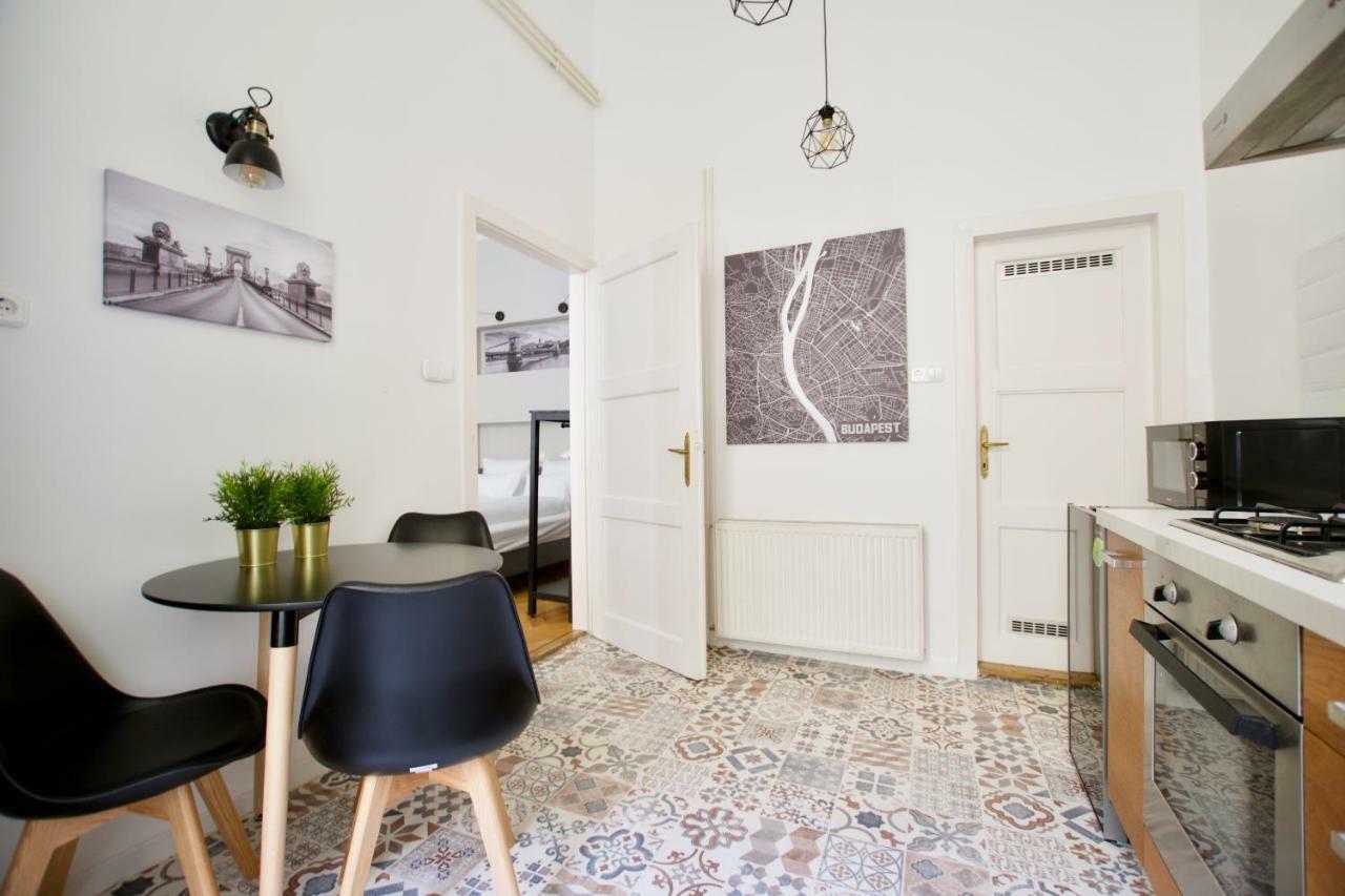 Standard Apartment By Hi5 - Steindl Street Budapest Bagian luar foto