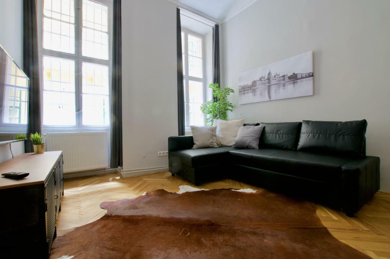 Standard Apartment By Hi5 - Steindl Street Budapest Bagian luar foto